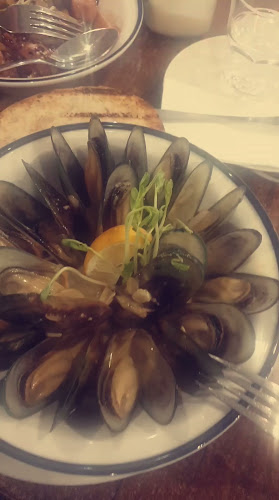 Opinii despre Devine Cafe and Restaurant în Hastings - Hospitality and gastronomy