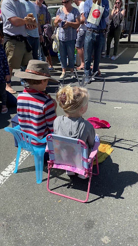 Comments and reviews of The Nelson Market