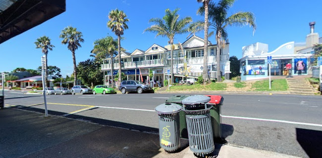 Aperitivo Balcony Bar & Kitchen