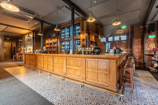 Dux Central - Hospitality and gastronomy