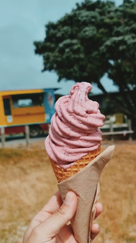 Zippys cafe and Ice cream truck Open Times