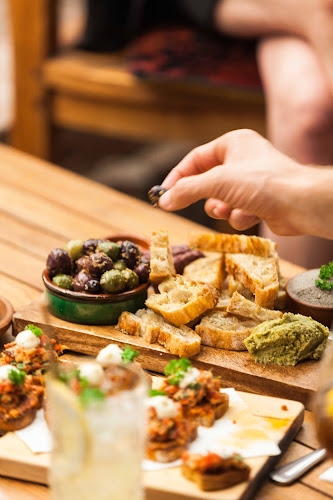 4 Papanui Road, Merivale, Christchurch 8014, New Zealand