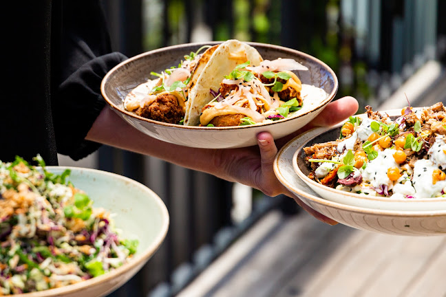 Comentarii opinii despre Dux Central