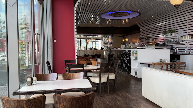 Opinii despre Mozaik Cafe în Hamilton - Hospitality and gastronomy