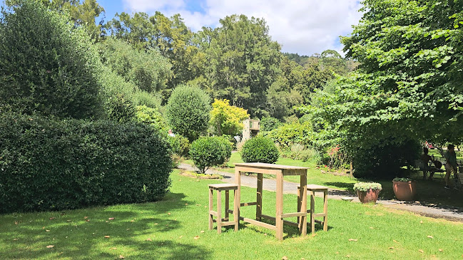 Colenso Country Cafe [ Cafe | Gift Shop | Orchard ]