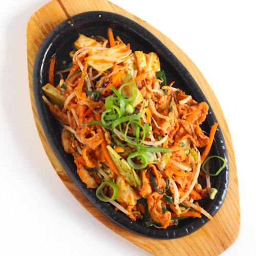 Kangnaru (Traditional Korean Cuisine) - Auckland