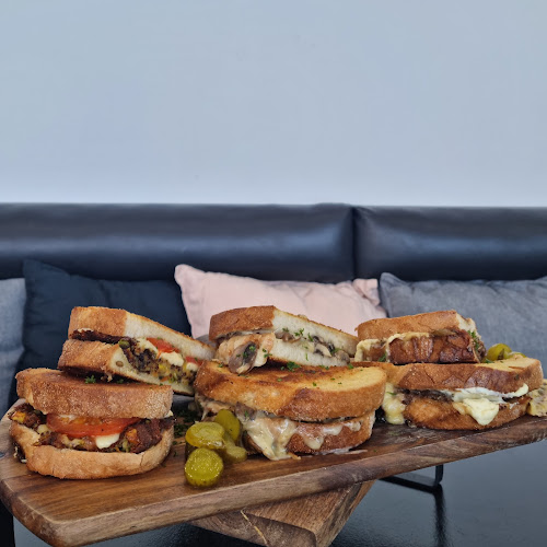 Beaufort + Co - Hospitality and gastronomy