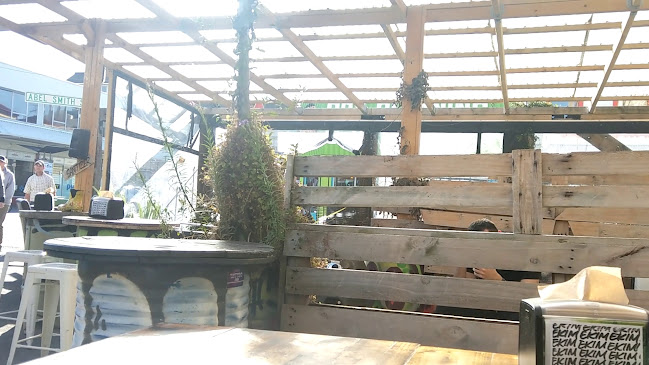 Ekimburger - Hospitality and gastronomy