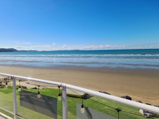 Opinii despre Surf Club Bistro în Orewa - Hospitality and gastronomy