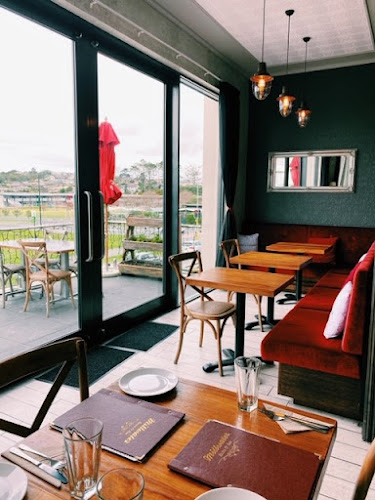 Millwater Bistro & Bar - Hospitality and gastronomy