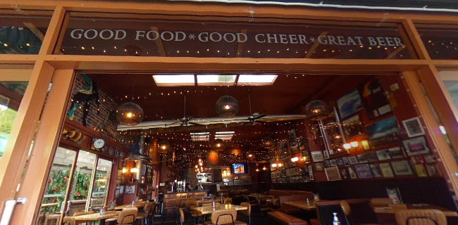 Redoubt Bar & Eatery - Matamata