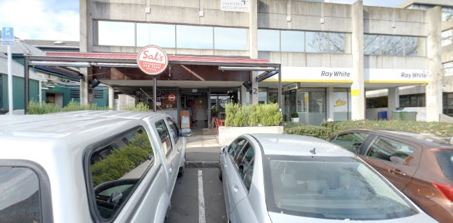 Sal's Authentic NY Pizza - Parnell - Hospitality and gastronomy