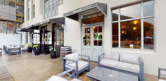 Comments and reviews of St Johns Bar and Restaurant