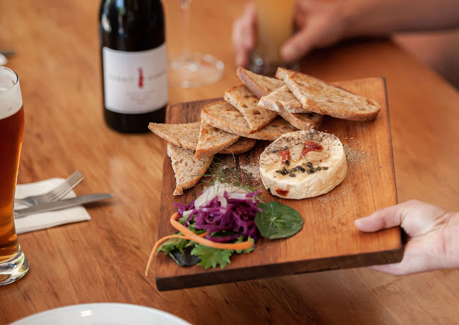 Opinii despre Lokal Kitchen & Bar în Queenstown - Hospitality and gastronomy