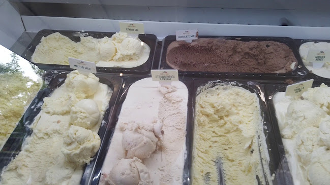 Opinii despre Rush Munro's Ice Creamery în Hastings - Hospitality and gastronomy