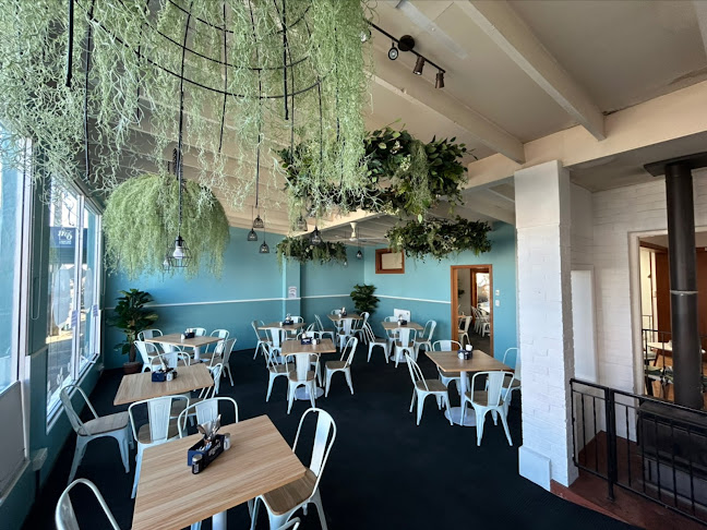 Benger NUI Cafe - Tapanui