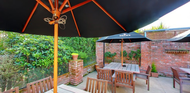 69 Centaurus Road, Christchurch 8022, New Zealand