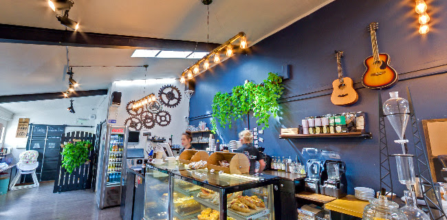 Comentarii opinii despre C3 Factory