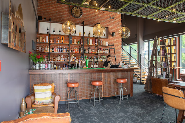 Koi Spice Craft & Whisky Lounge - Cambridge - Cambridge