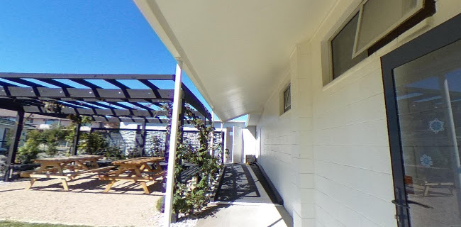 Comentarii opinii despre The Deck Cafe Tahuna