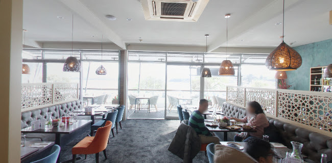 Bombay Palace Wanaka - Hospitality and gastronomy