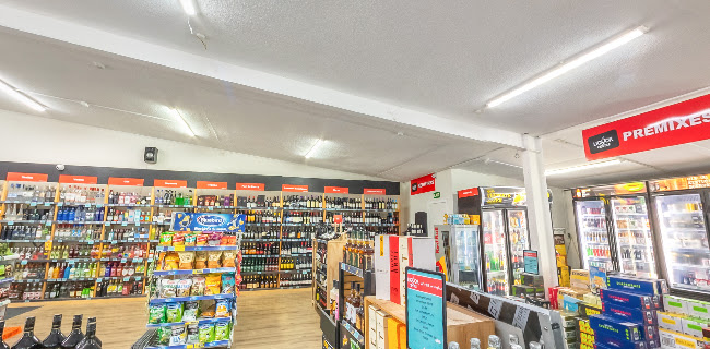 Reviews of The Bottle-O Wellsford in Wellsford - Hospitality and gastronomy