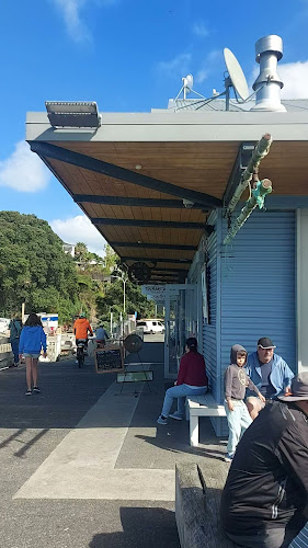 92 Wallis Street, Raglan 3225, New Zealand