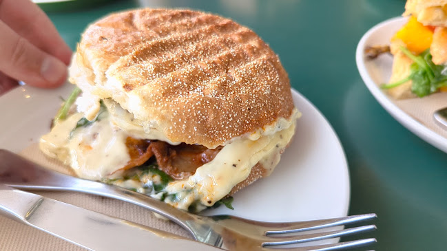 Opinii despre Volk and Co - Coffee Brew Bar în Whakatāne - Hospitality and gastronomy