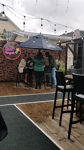 Reviews of Nauti Penguin in Russell - Hospitality and gastronomy