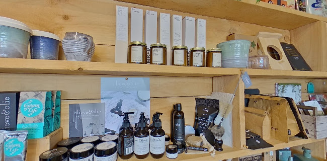 The Lincoln Pantry - Lincoln