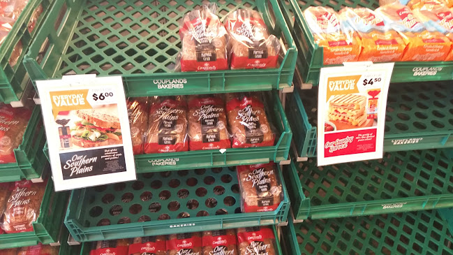 Opinii despre Coupland's Bakeries - Hornby în Christchurch - Hospitality and gastronomy