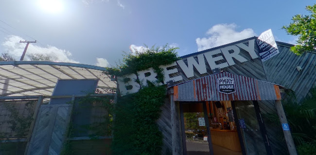 Opinii despre PhatHouse Brewing Co. în Haruru - Hospitality and gastronomy