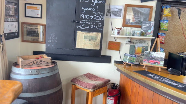 Reviews of Formerly The Blackball Hilton in Blackball - Hospitality and gastronomy