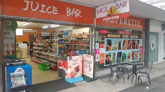 Juice bar & superette