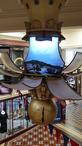 Starbucks Lambton Quay - Hospitality and gastronomy