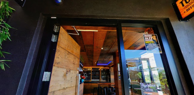 Reviews of Aperitivo Balcony Bar & Kitchen in Waiheke Island - Hospitality and gastronomy