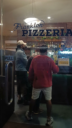 Opinii despre Frankton Pizzeria (Queenstown) dine in/ takeaway/ delivery. în Queenstown - Hospitality and gastronomy