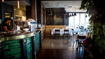 Foxglove Bar & Kitchen