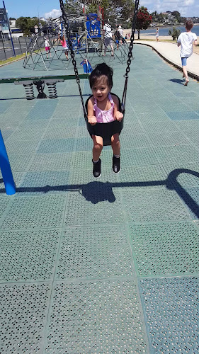 Moretons Bar & Restaurant