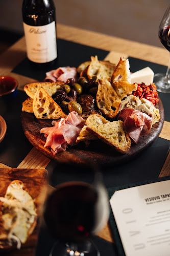 Vesuvio Jazz & Tapas Bar