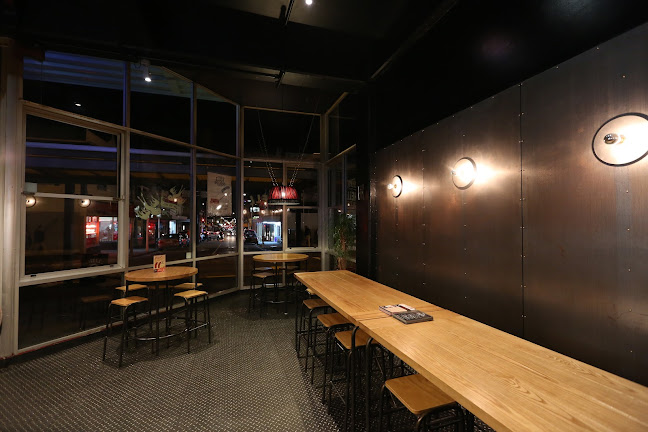 HELL Pizza Cuba Street - Hospitality and gastronomy