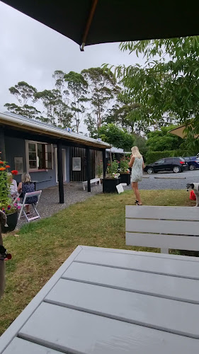 Opinii despre Blue River Orchard în Waipapa - Hospitality and gastronomy