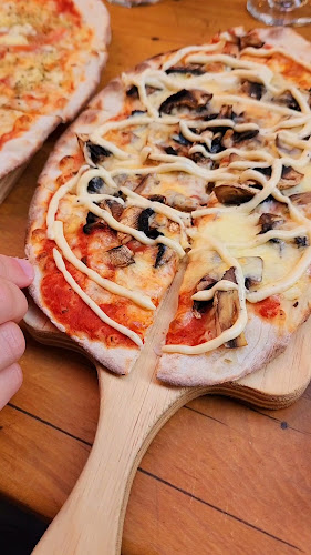 Freeman & Grey Open Times