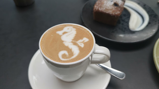 Opinii despre Kopi Cafe în Hamilton - Hospitality and gastronomy