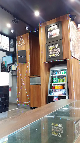 Reviews of Domino's Pizza Forrest Hill in Auckland - Hospitality and gastronomy