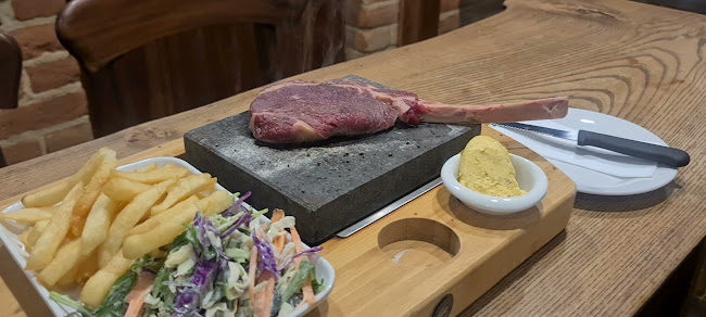 Opinii despre The Honest Lawyer Country Pub, Hotel & Venue Hire în Nelson - Hospitality and gastronomy