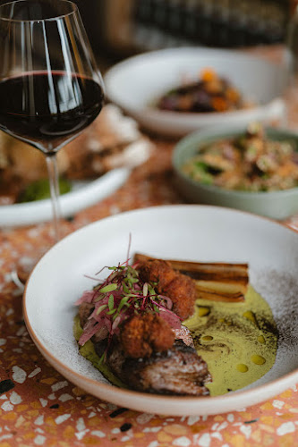 Opinii despre Mr. Pickles Bar & Eatery în Hamilton - Hospitality and gastronomy