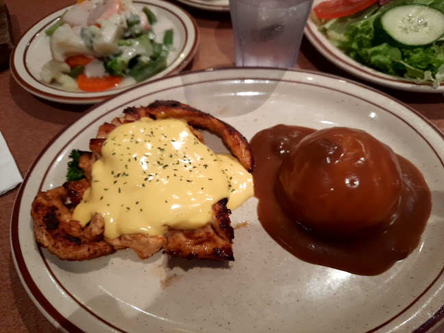 Reviews of Denny's Porirua in Porirua - Hospitality and gastronomy