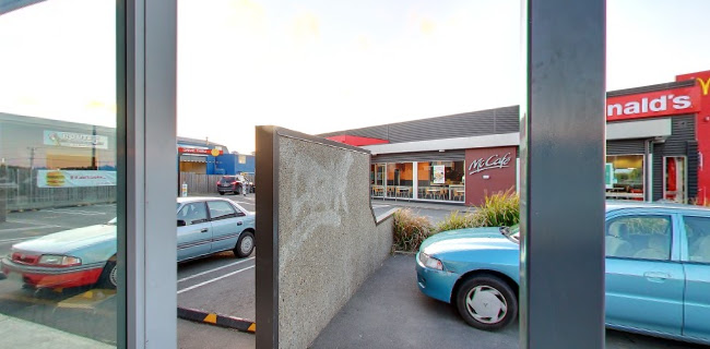 Comments and reviews of HELL Pizza Richmond