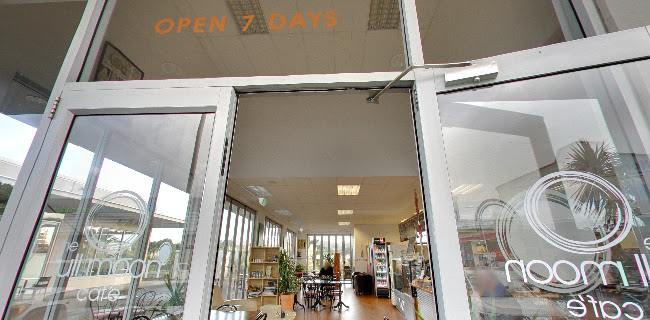 FULL MOON EATERY - Hospitality and gastronomy